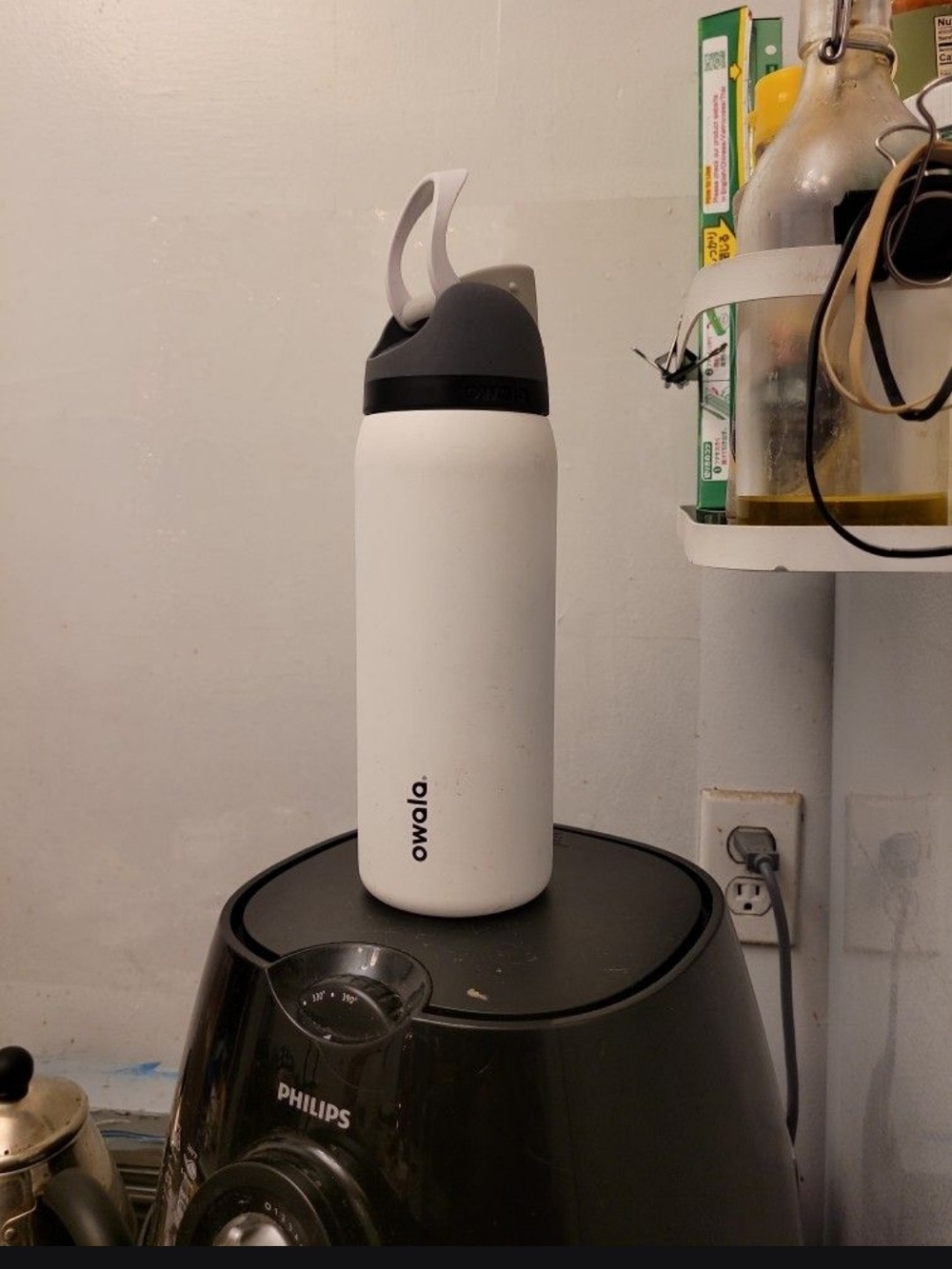 Pre Loved Owala Bottle 32oz